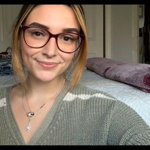 Meet your Posher, Marissa